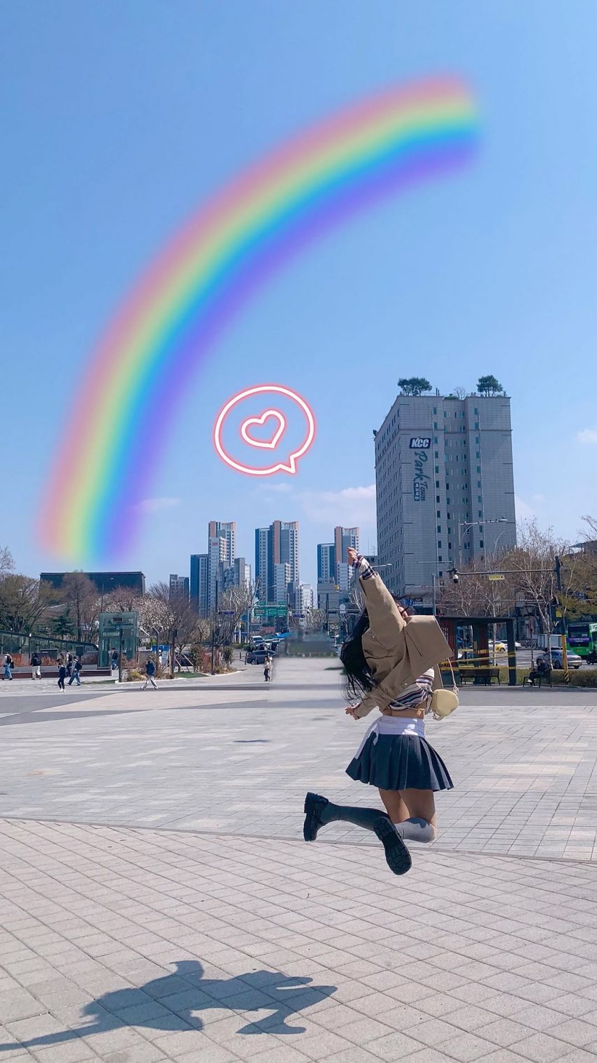 예원 (김예원) stories 날씨가 청춘이햐아 에헤라디햐아1_1.jpg