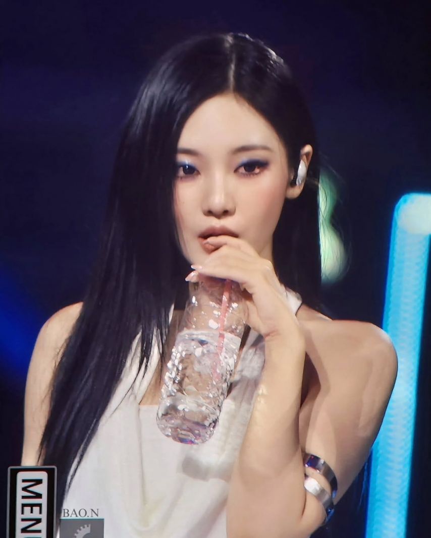 에스파 (aespa) 닝닝 250619 2025 MY-K Festa.1_11.jpg