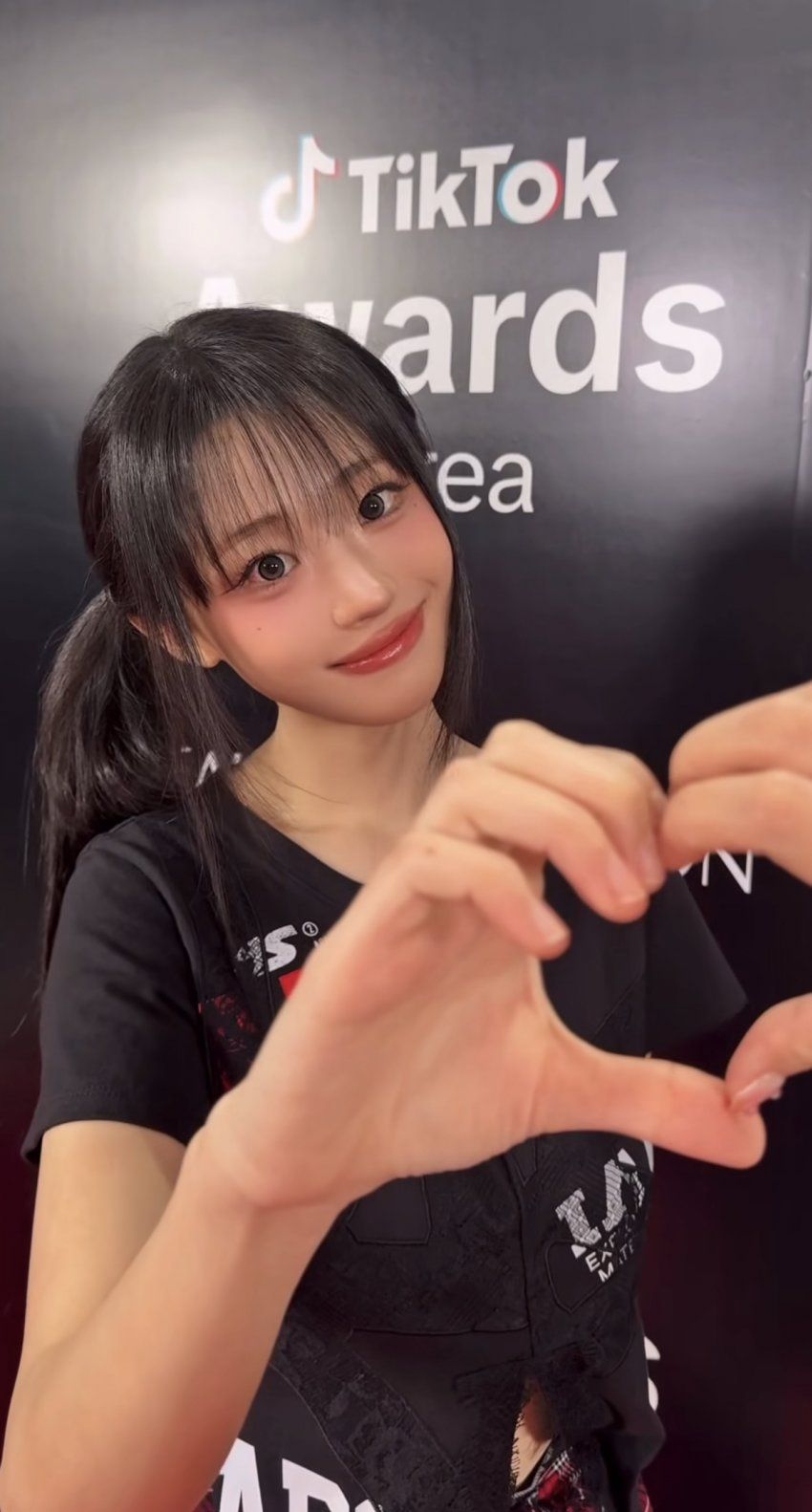 QWER 히나1_4.jpeg