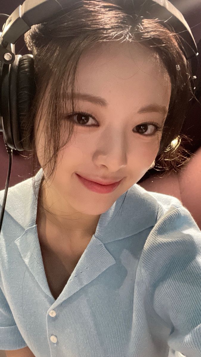 ITZY 유나1_1.jpg
