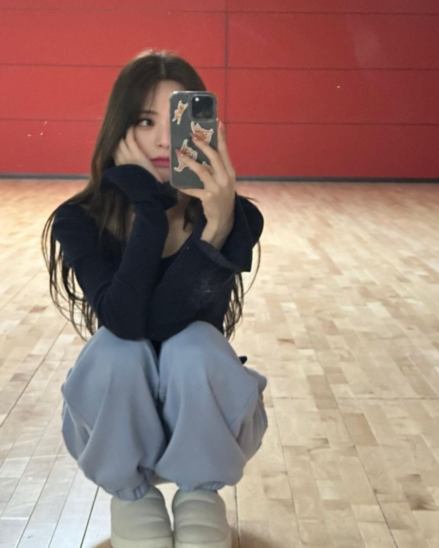 ITZY 유나1_4.jpg