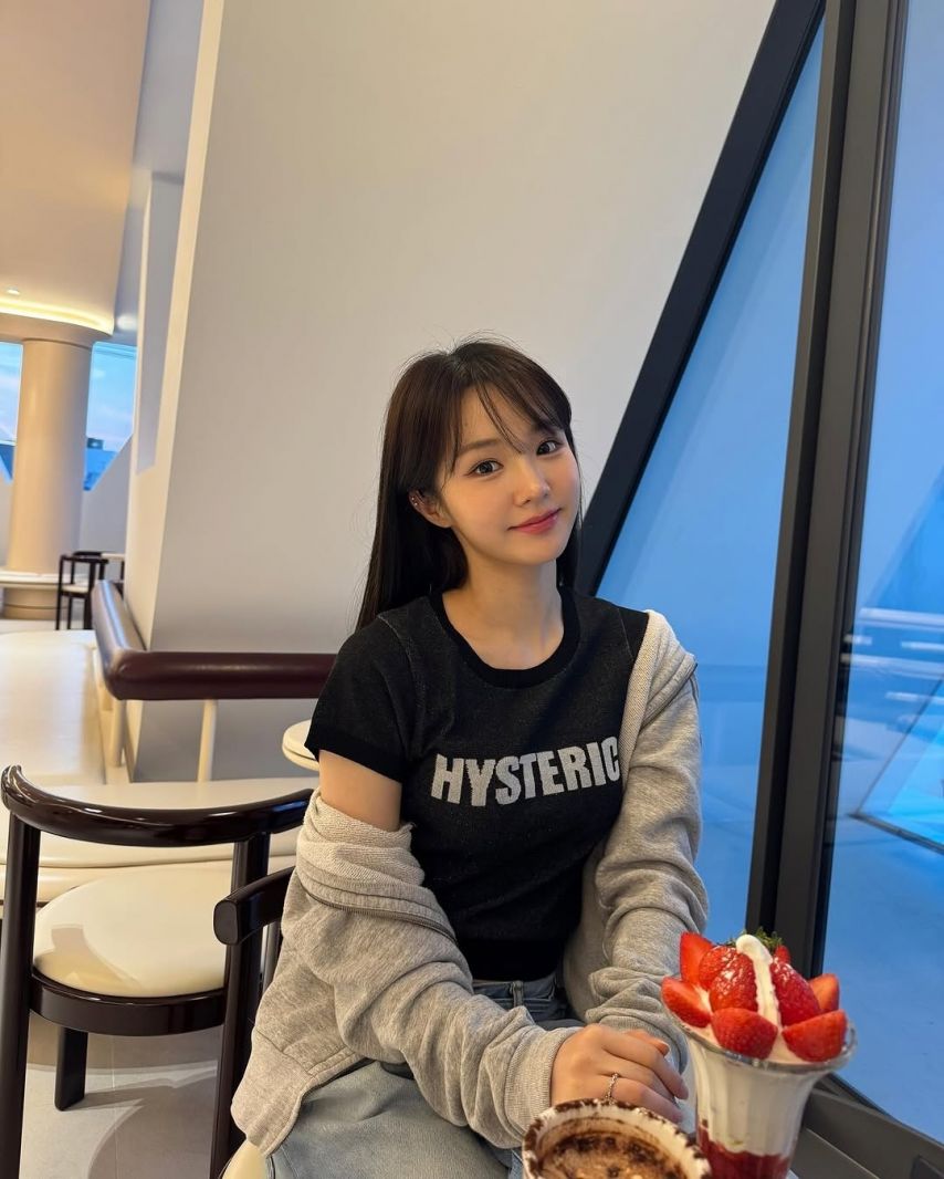 우아 나나1_4.jpg