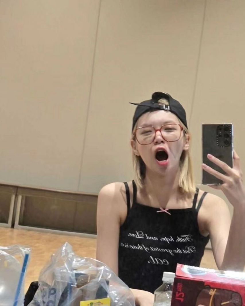 르세라핌 채원1_1.jpg