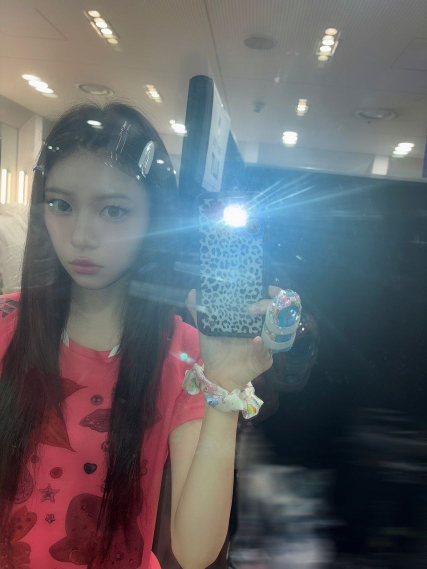 아일릿 모카,이로하1_3.jpg