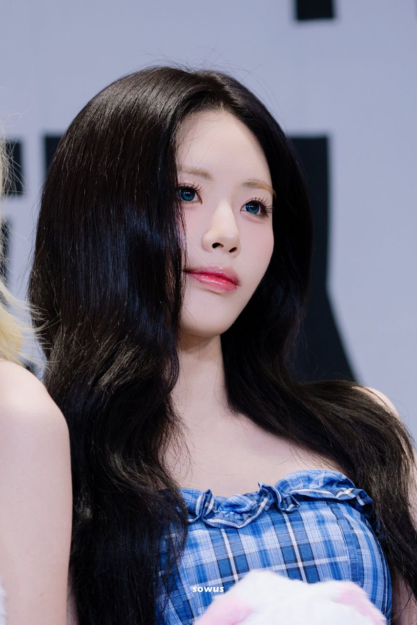 프로미스나인 박지원1_5.jpg