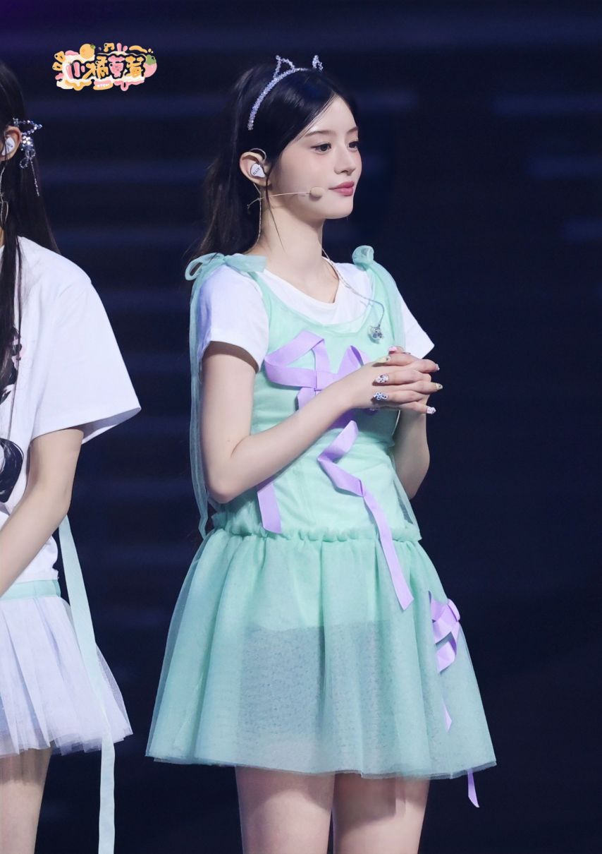 아일릿 민주1_6.jpg