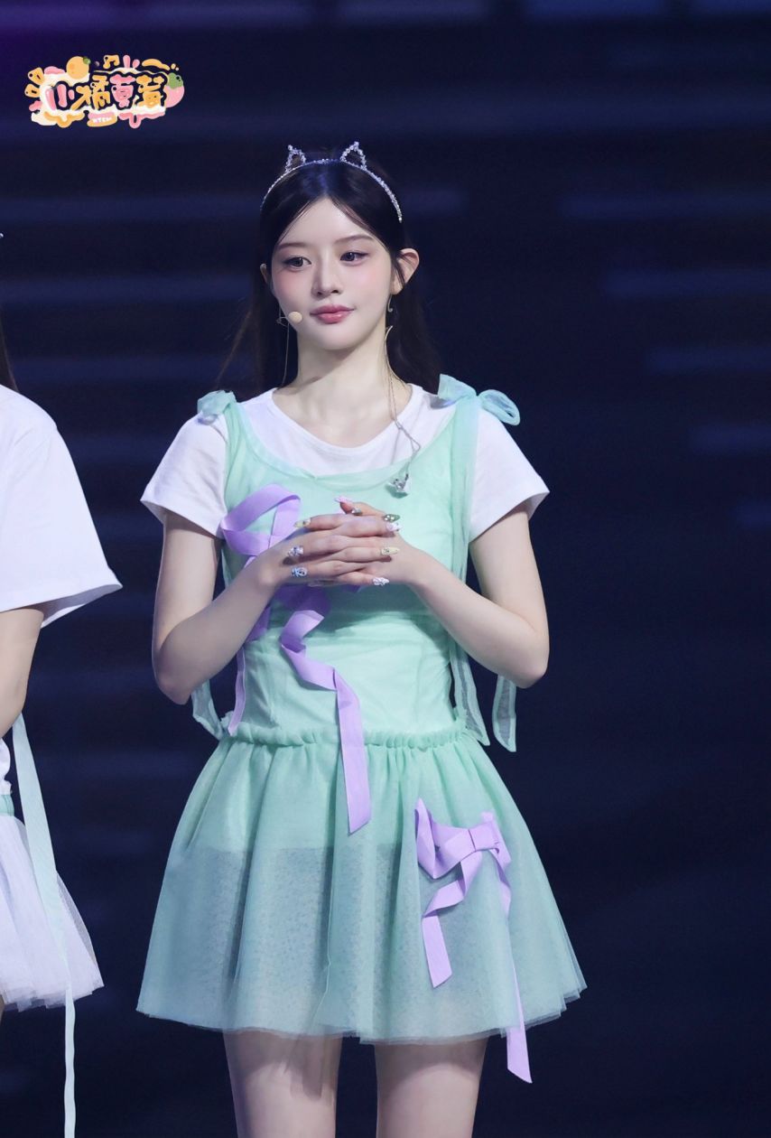 아일릿 민주1_1.jpg