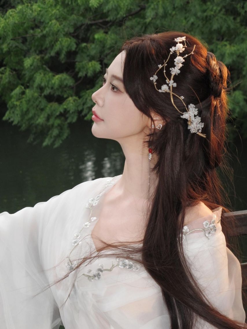 클라라 SNS1_4.jpg