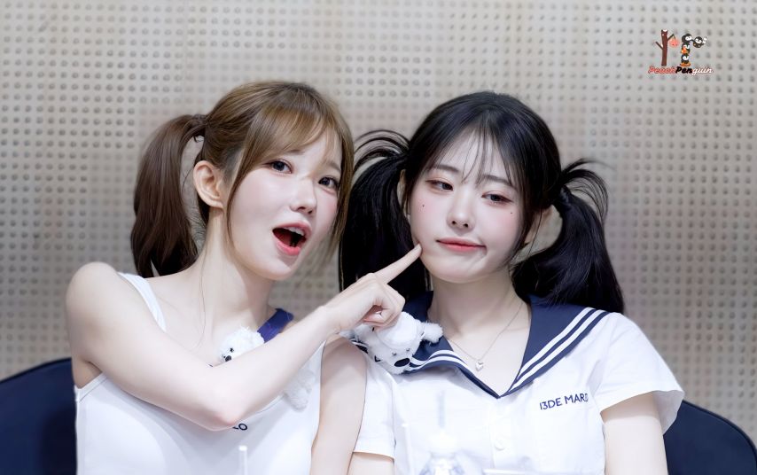 QWER 마젠타 히나1_1.jpg