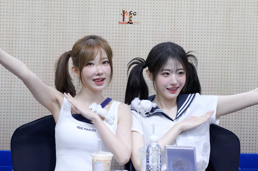 QWER 마젠타 히나1_3.jpg