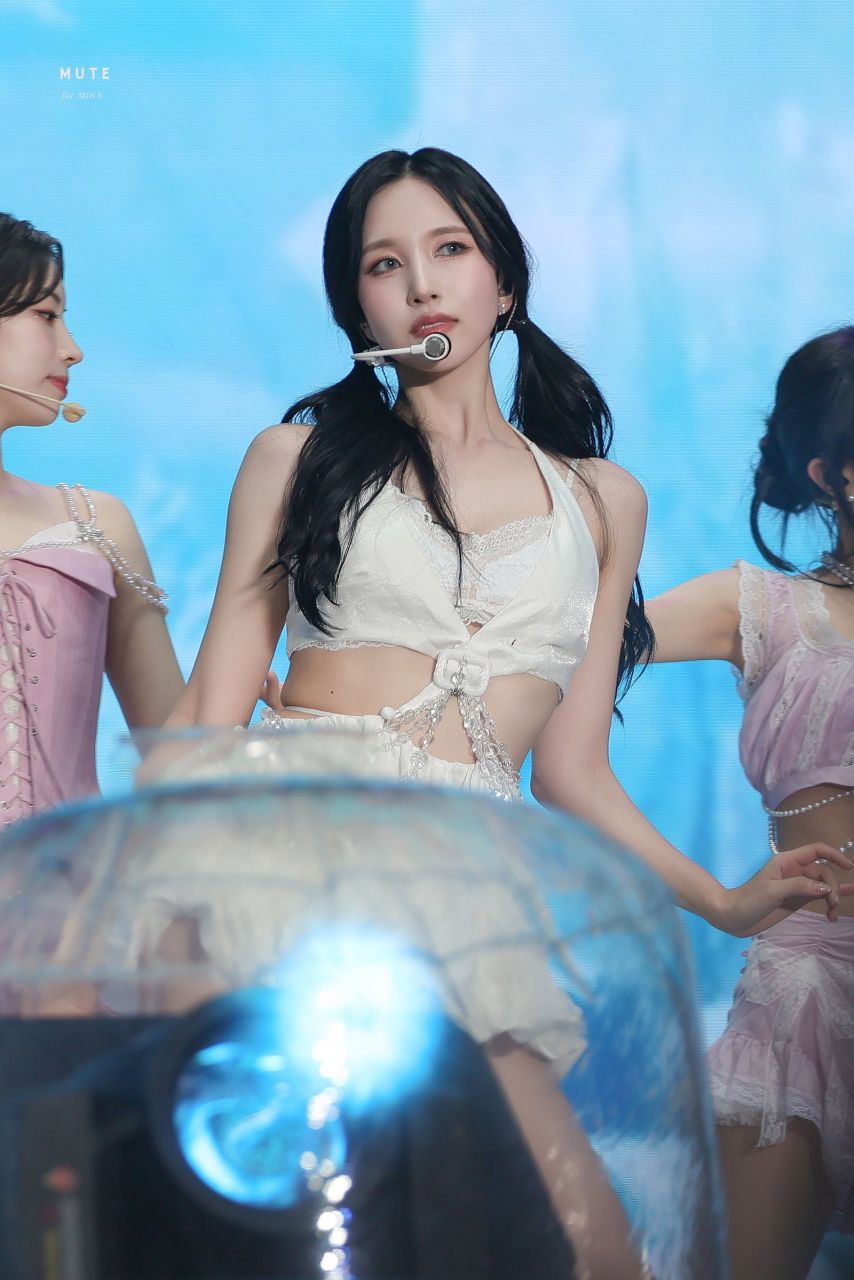 트와이스 미나1_5.jpg
