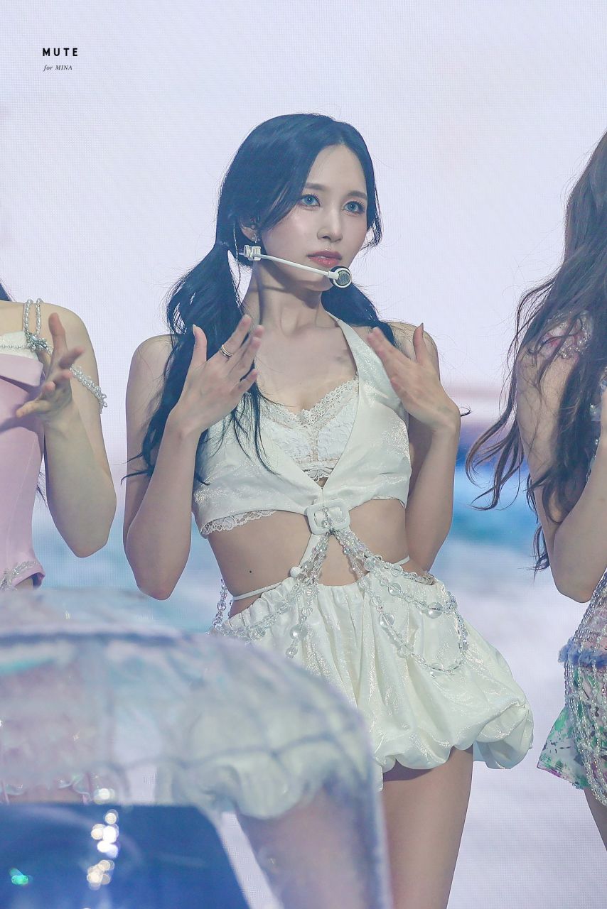 트와이스 미나1_6.jpg