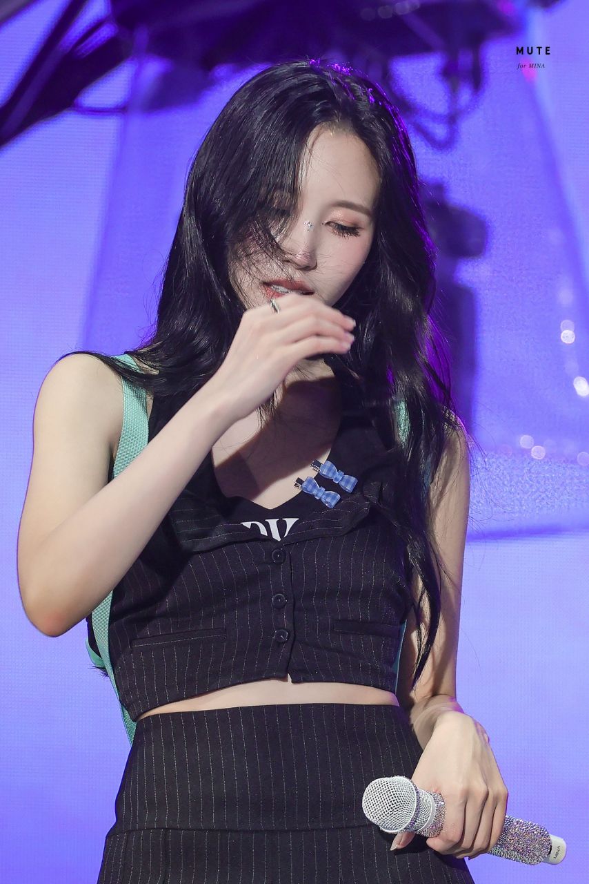 트와이스 미나1_2.jpg