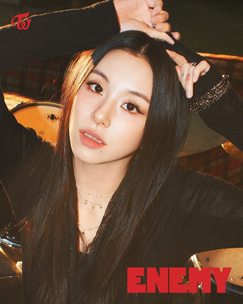 트와이스 TWICE JAPAN 6th ALBUM『ENEMY』1_12.jpg