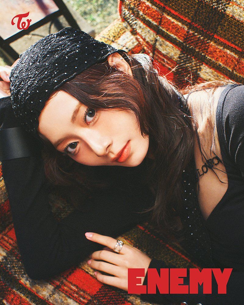 트와이스 TWICE JAPAN 6th ALBUM『ENEMY』1_13.jpg