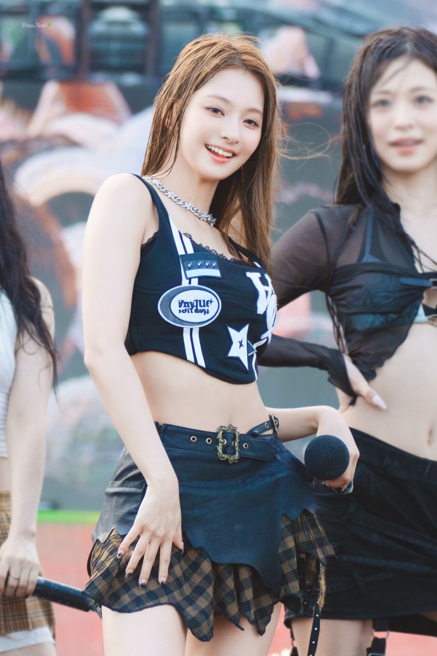 프로미스나인 나경1_3.jpeg