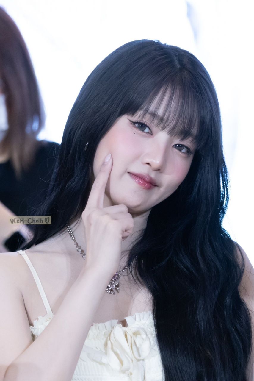 아이들 민니1_5.jpg