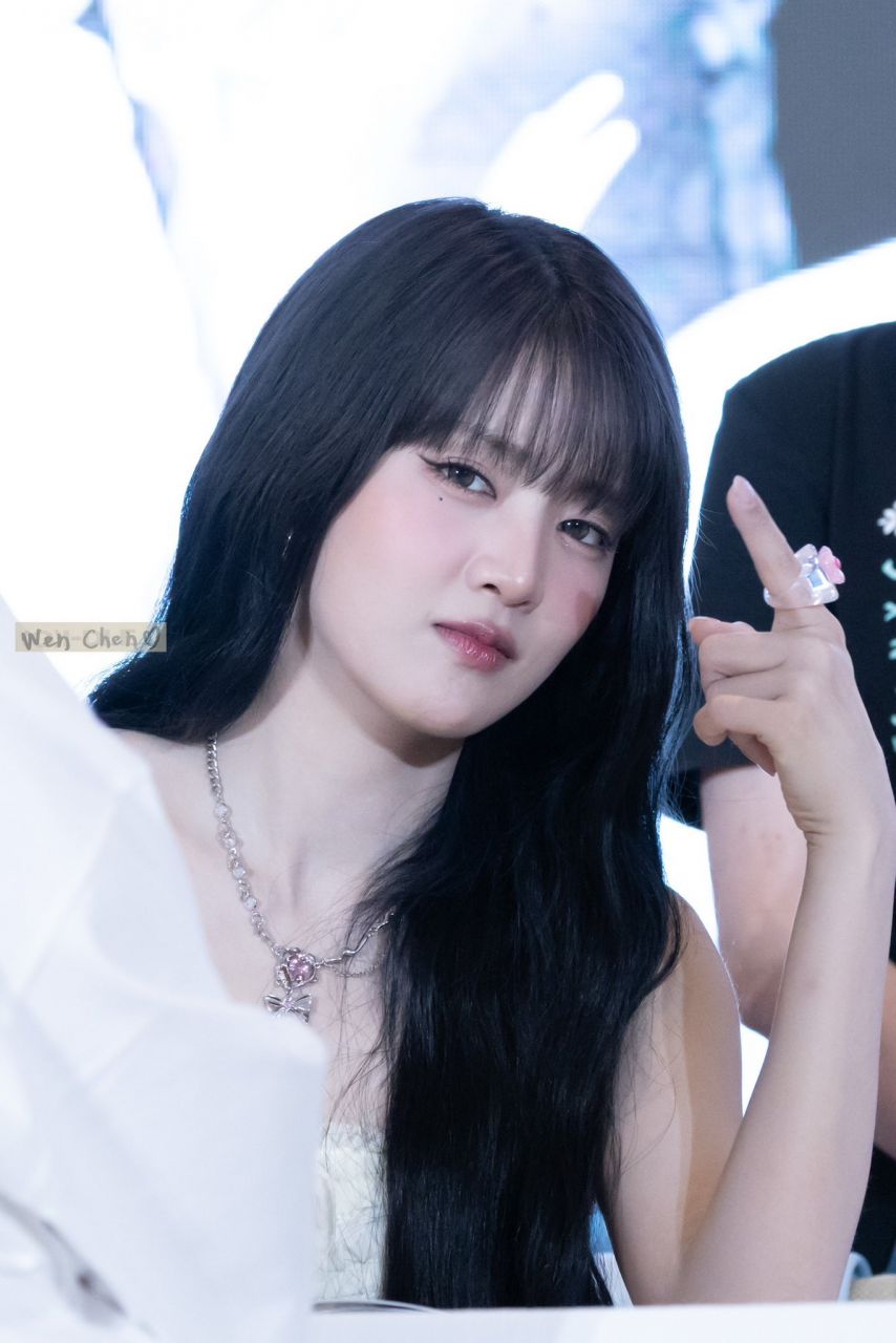 아이들 민니1_6.jpg