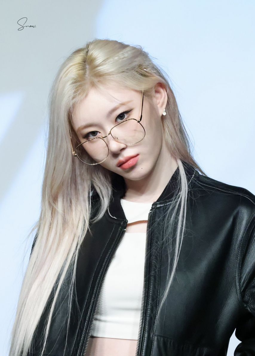 ITZY 채령1_4.jpg