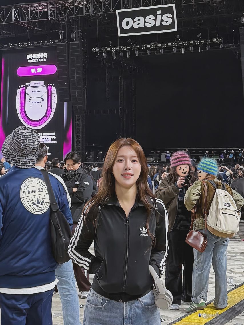 김가은 아나운서1_3.jpeg
