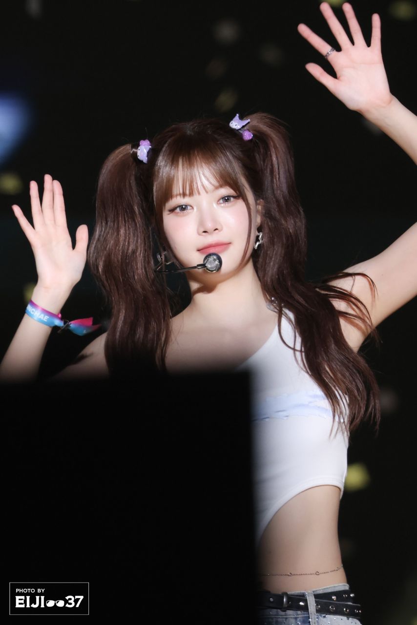 르세라핌 홍은채1_6.jpg