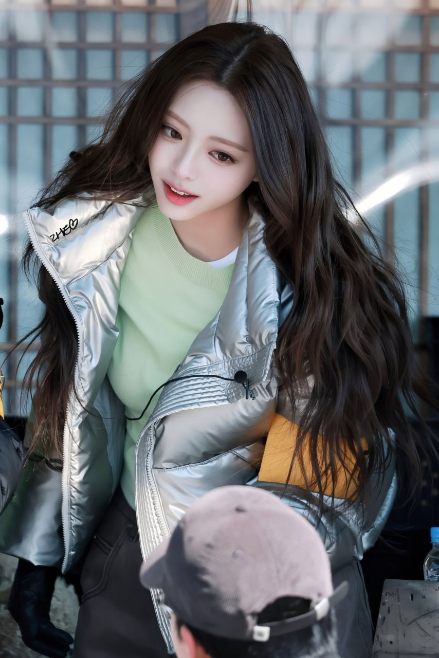 ITZY 유나2_1.jpg