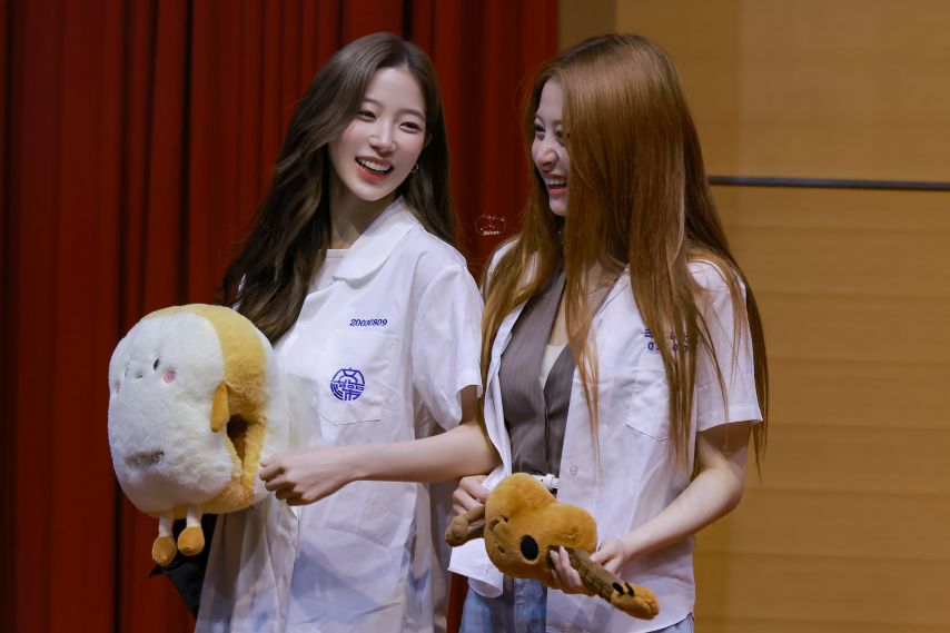 르세라핌 카즈하 허윤진1_4.jpg
