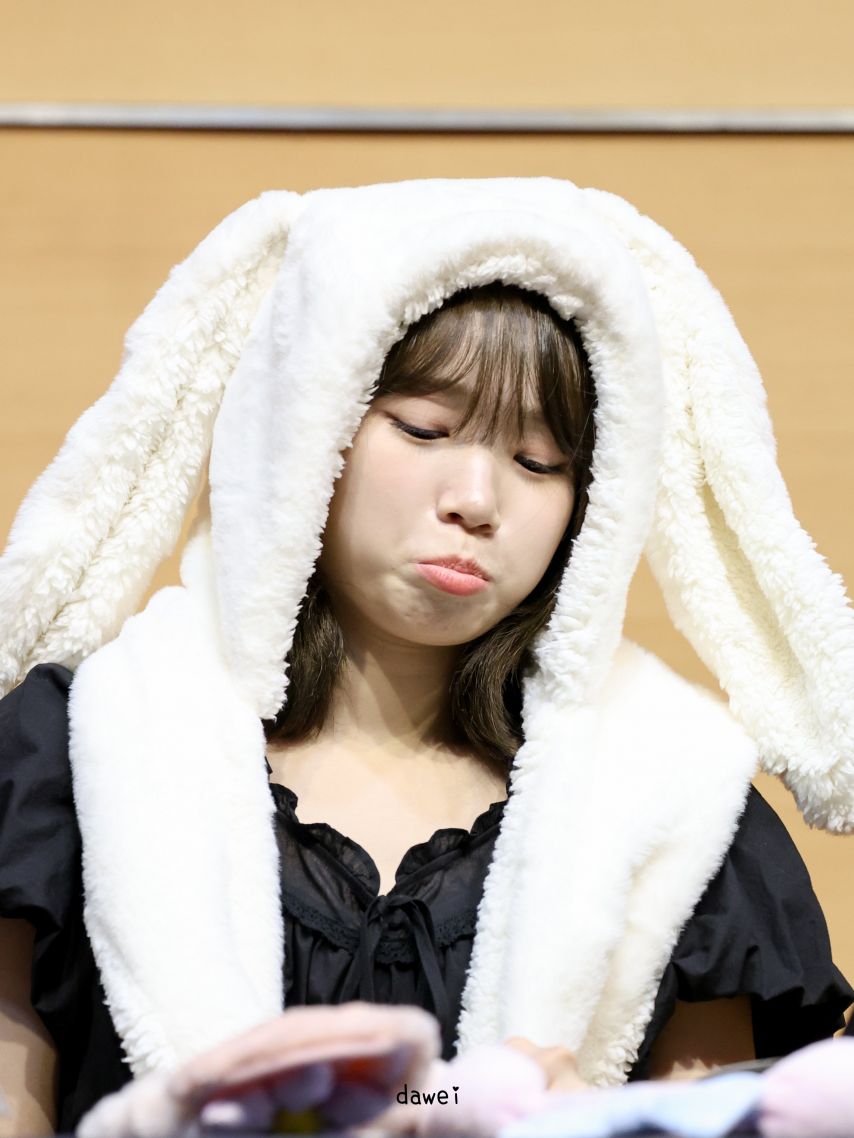 르세라핌 김채원1_3.jpg