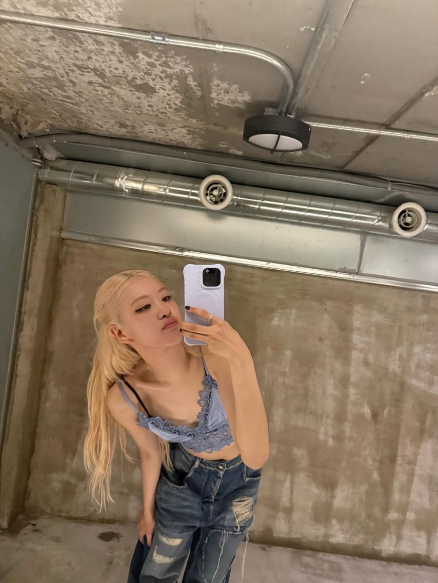BLACKPINK (블랙핑크) 로제1_2.jpg