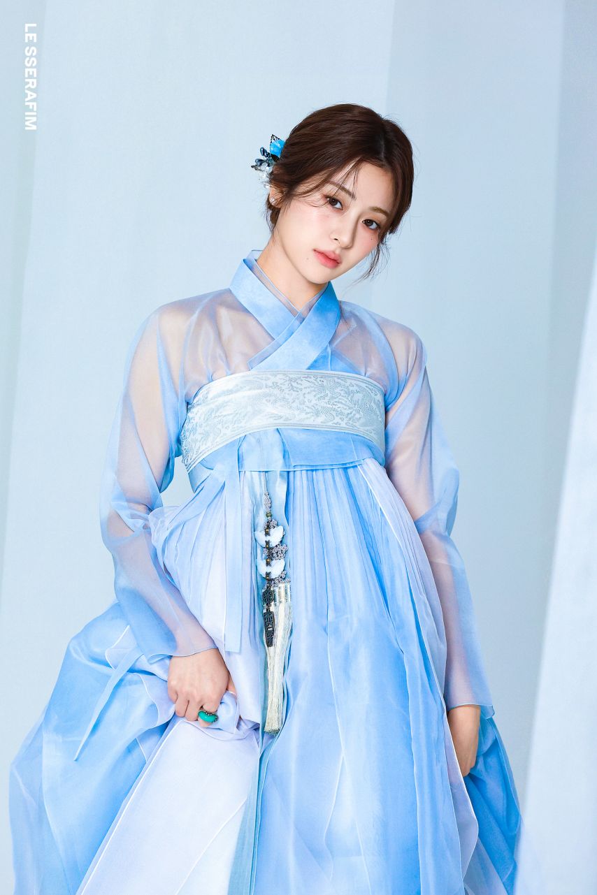 르세라핌 ’SUPER ELLE’ Photo Sketch1_30.jpeg