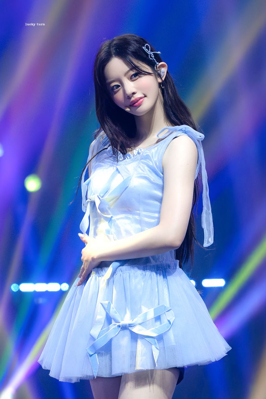 아일릿 민주1_3.jpg