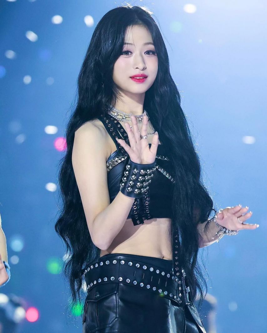 BABYMONSTER (베이비몬스터) 아현1_19.jpg