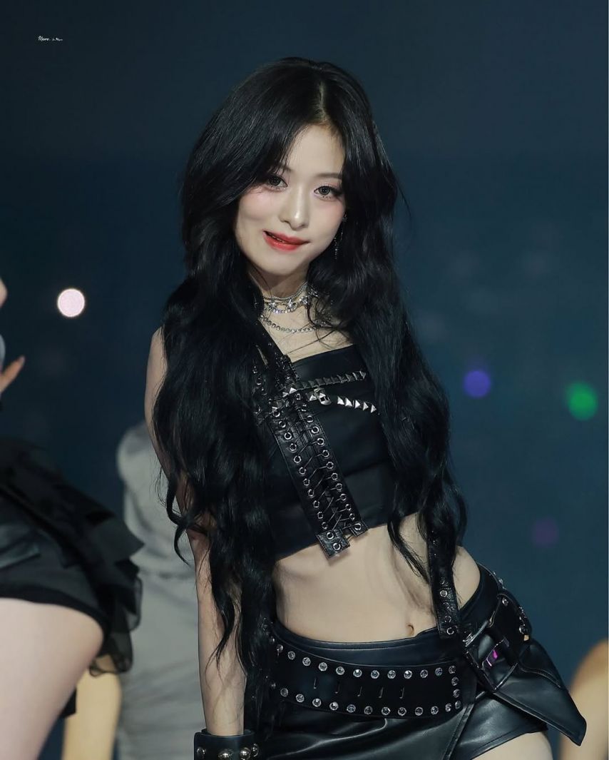 BABYMONSTER (베이비몬스터) 아현1_12.jpg