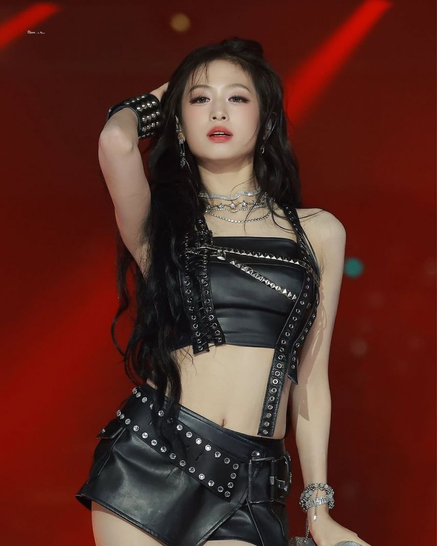 BABYMONSTER (베이비몬스터) 아현1_5.jpg