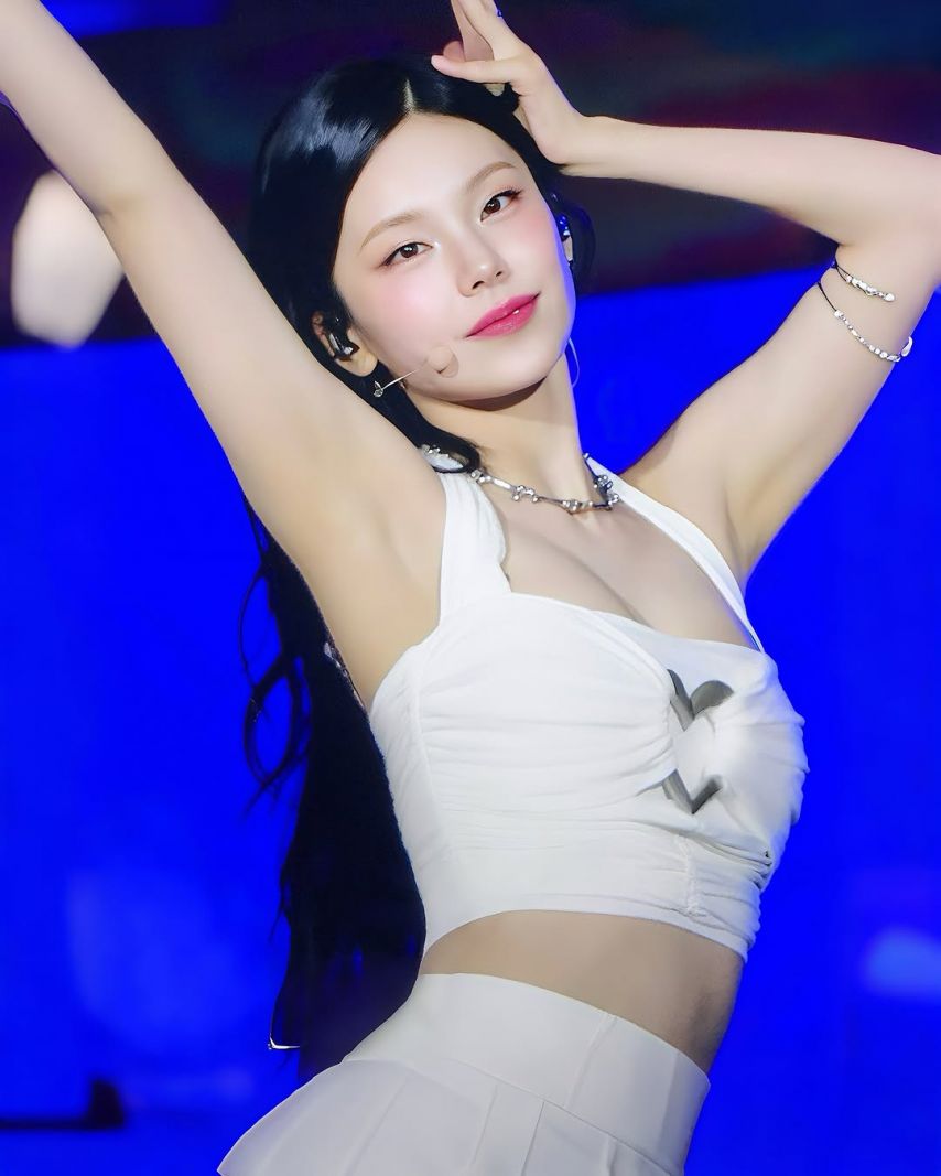 ITZY (있지) 예지1_6.jpg