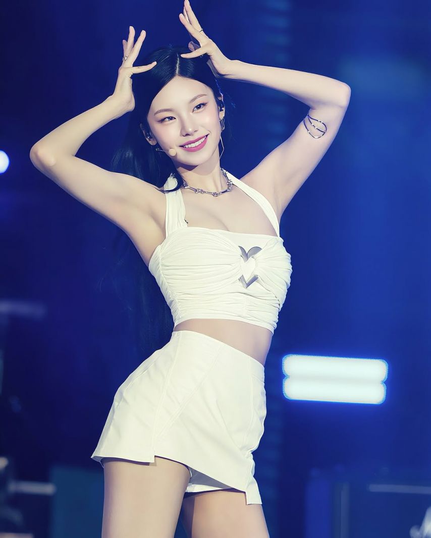 ITZY (있지) 예지1_7.jpg