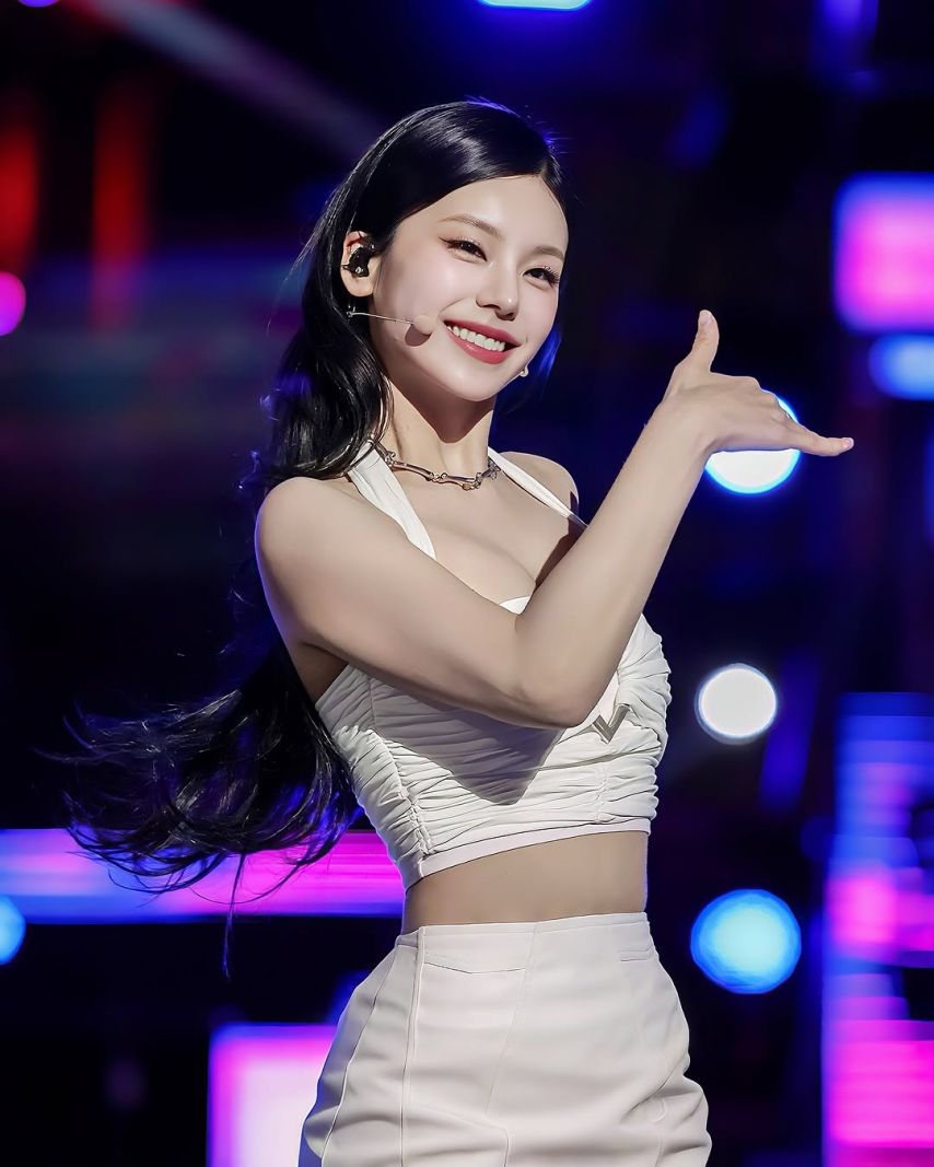 ITZY (있지) 예지1_3.jpg