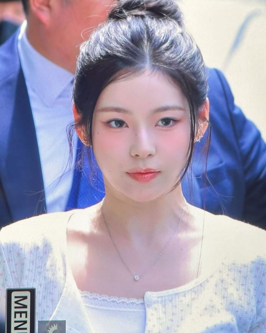 NMIXX (엔믹스) 규진2_1.jpg