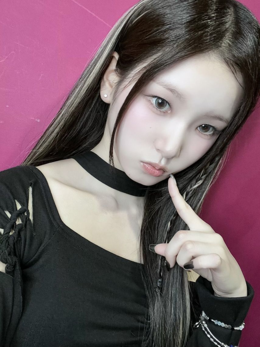 힛지스, 조유리1_16.jpg