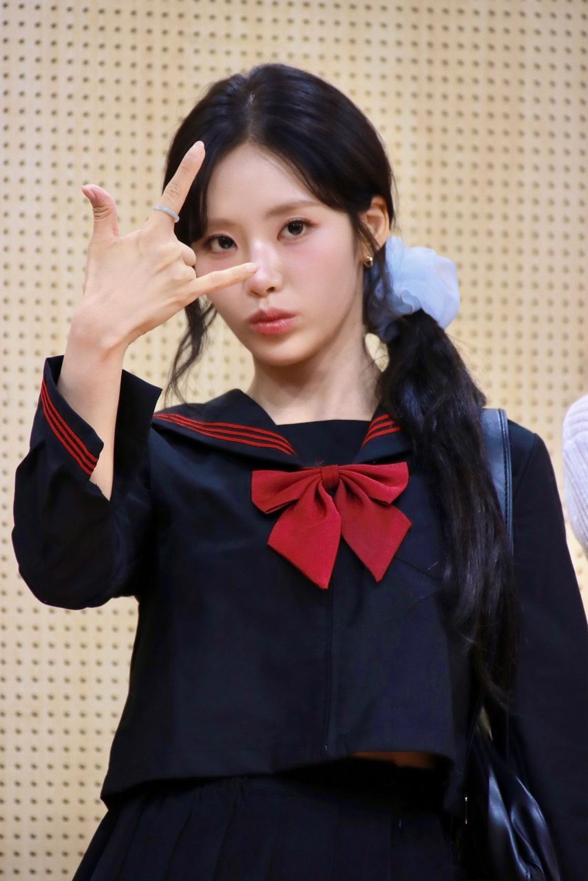 프로미스나인 박지원1_4.jpg