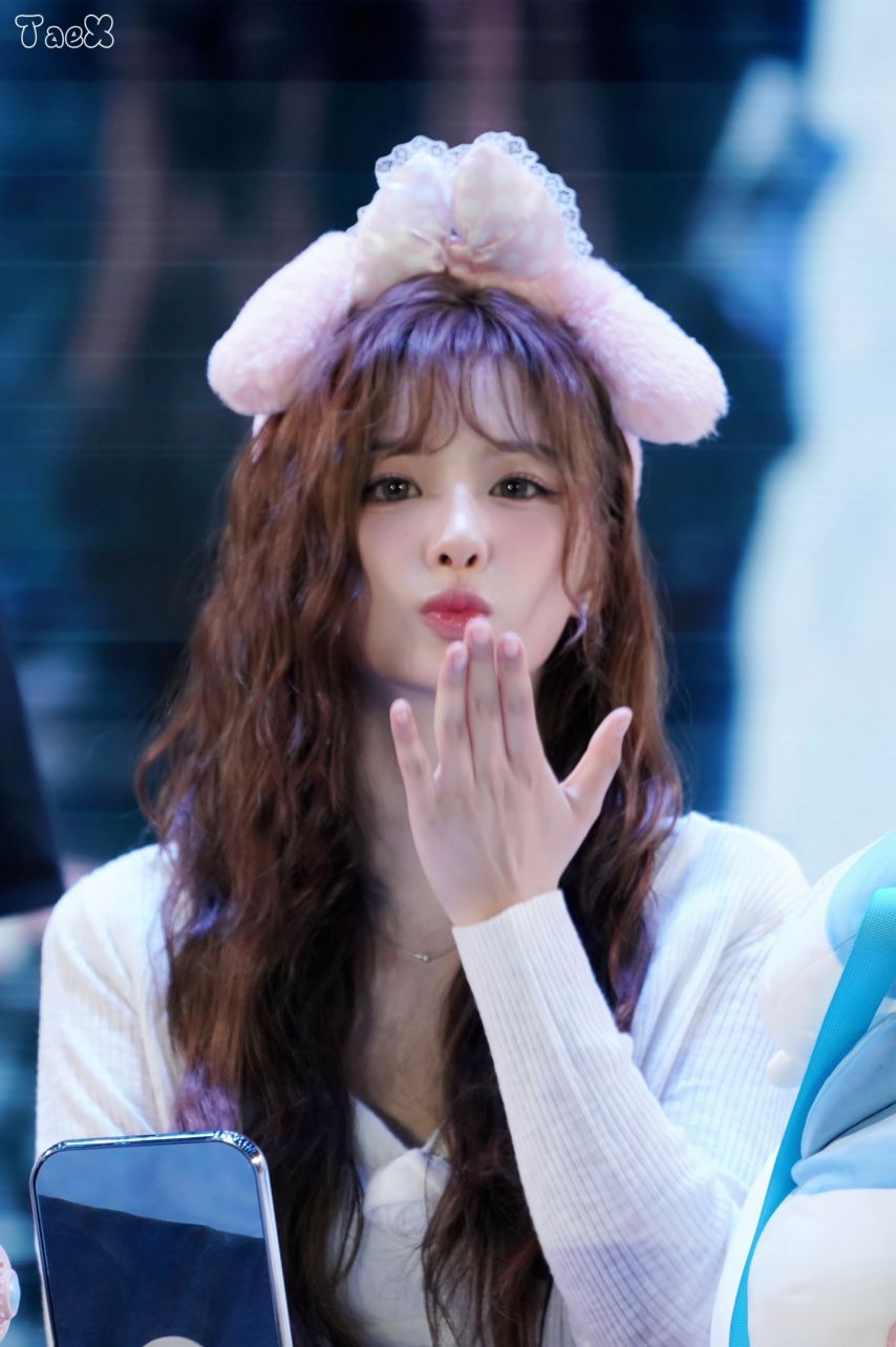 엔믹스 설윤1_8.jpg