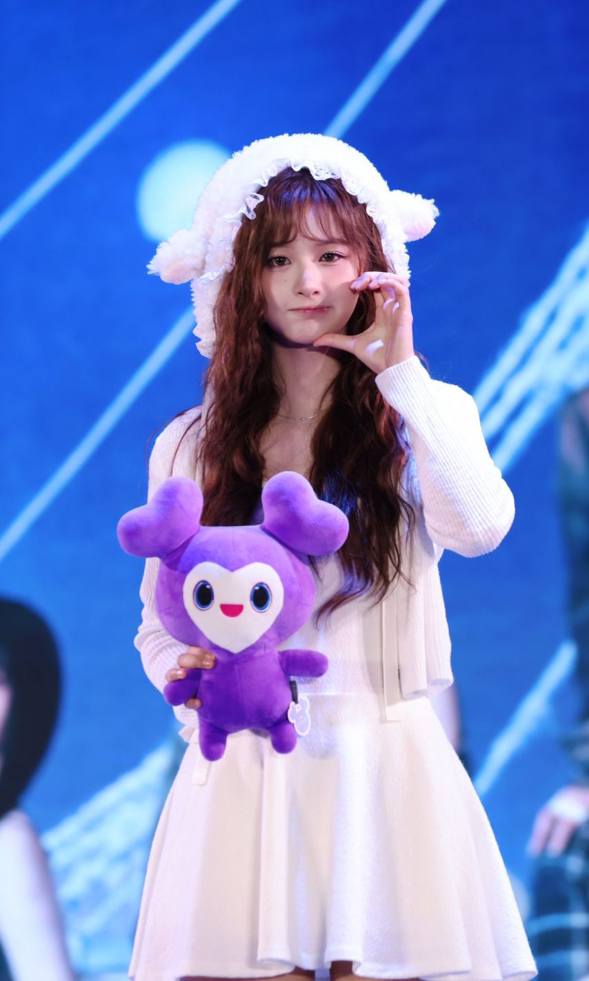 엔믹스 설윤1_5.jpg