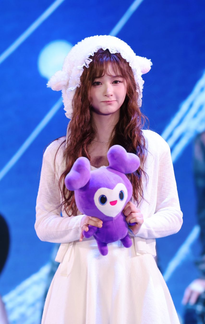 엔믹스 설윤1_6.jpg
