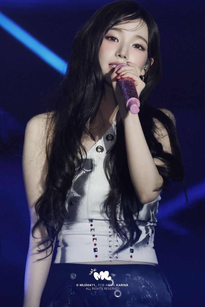 250517 슈퍼팝2025코리아 에스파 카리나1_5.jpg