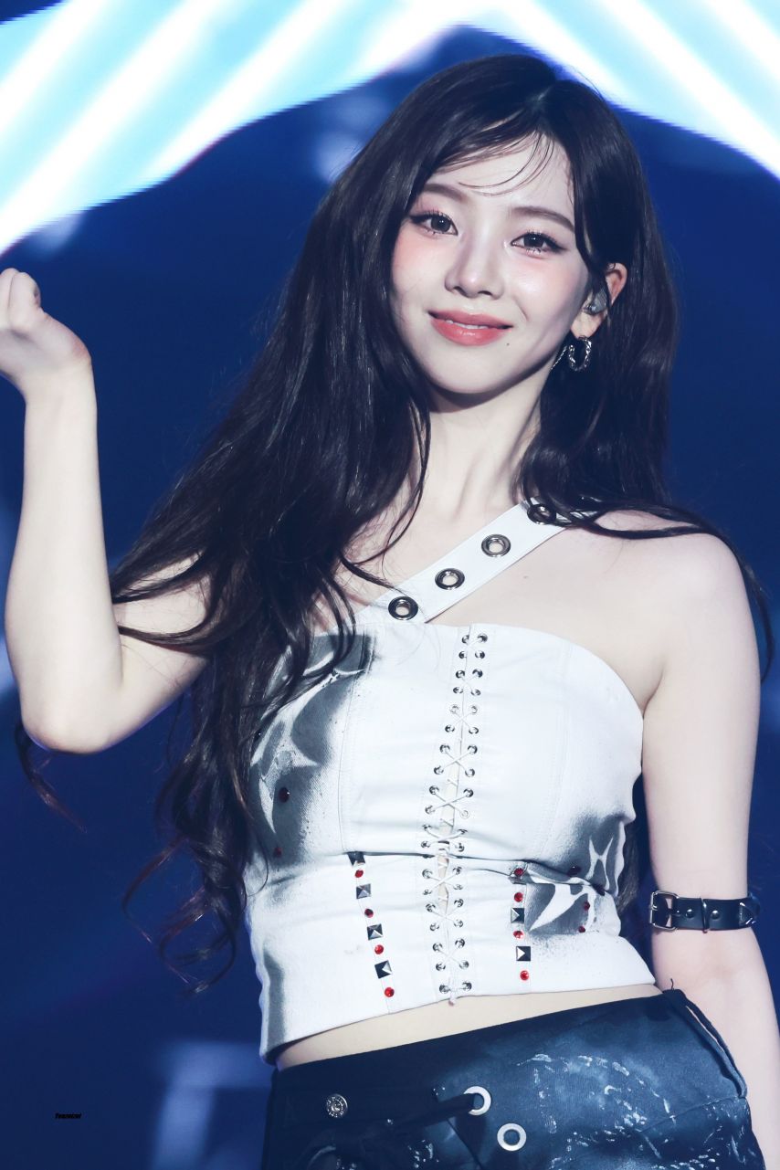 에스파 카리나1_3.jpg