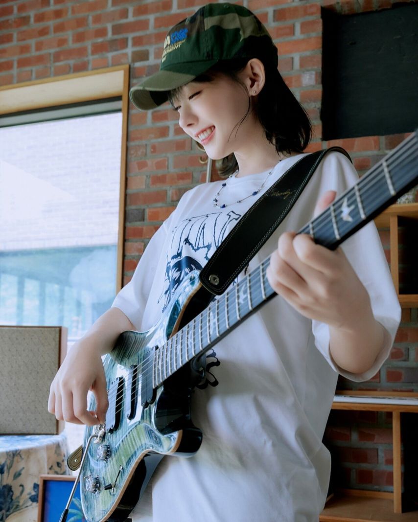qwer 히나1_3.jpg