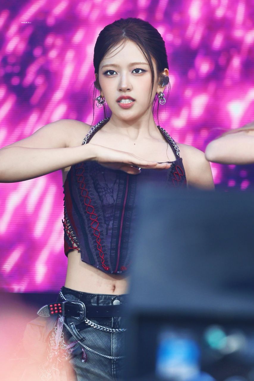 아이브 안유진 1_1.jpg