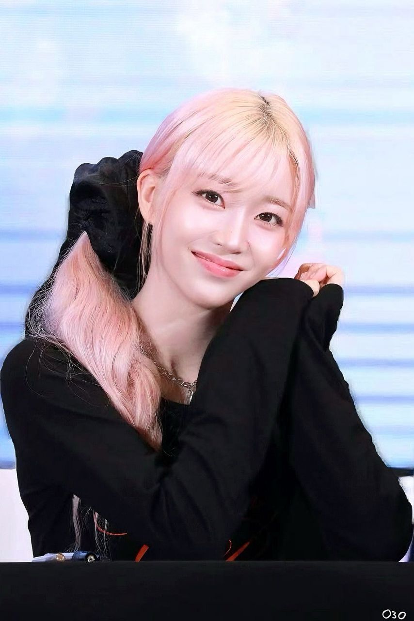 스테이씨 수민1_3.jpg