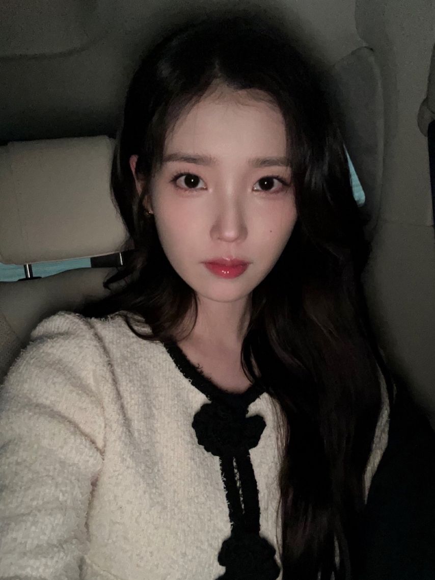 아이유1_3.jpg