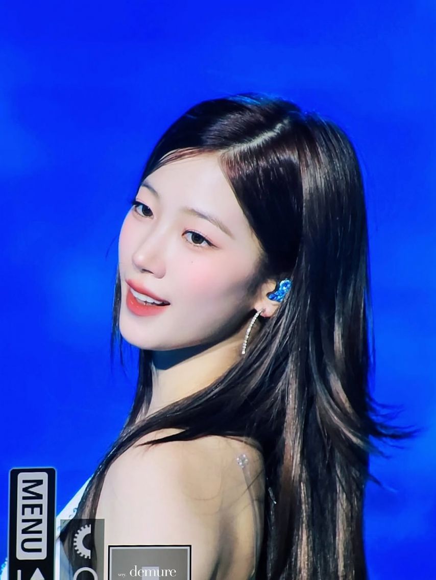 LE SSERAFIM (르세라핌) 카즈하1_6.jpg